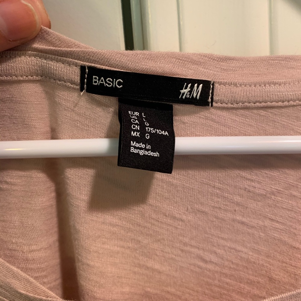 Basic Tee - Picture 2 of 4